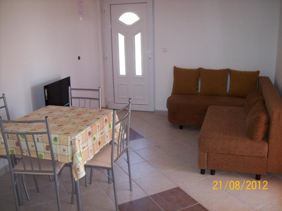 Apartments With A Parking Space Vir - 17422 Esterno foto