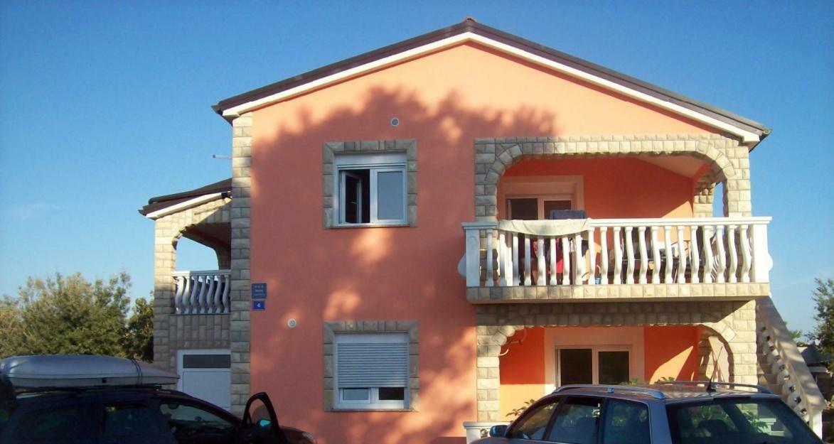 Apartments With A Parking Space Vir - 17422 Esterno foto